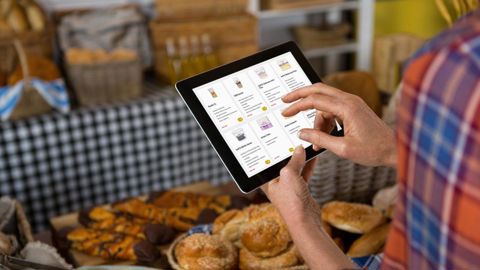 Centré sur l’usager, le site e-commerce Puratos est « responsable » (qui signifie « sensible »), c’est-à-dire accessible sur tout appareil, du smartphone à l’écran d’ordinateur en passant par la tablette. Centré sur l’usager, le site e-commerce Puratos est « responsable » (qui signifie « sensible »), c’est-à-dire accessible sur tout appareil, du smartphone à l’écran d’ordinateur en passant par la tablette.